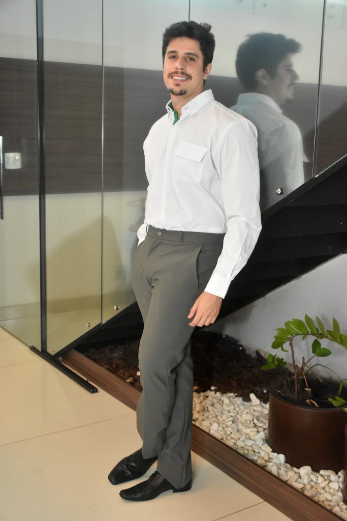 Calça social masculina